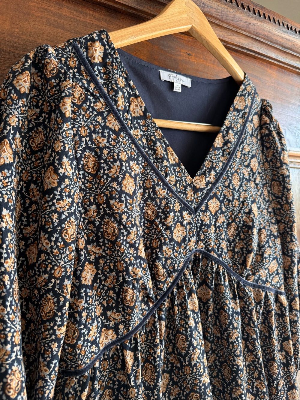 Polagram patterned maxi tiered dress in navy - Picture 3 of 9